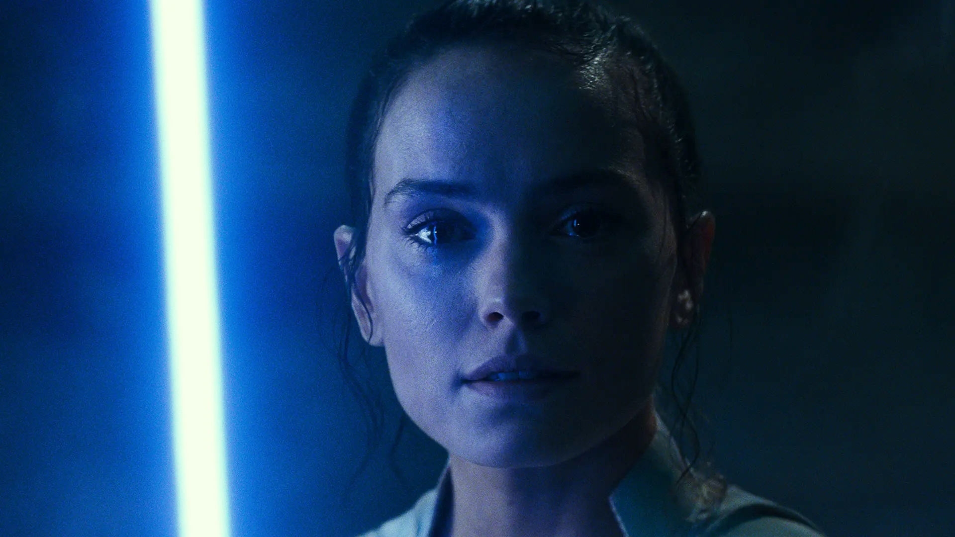 10 Years Later, Daisy Ridley Considers the Legacy of Rey and Star Wars: The Force Awakens